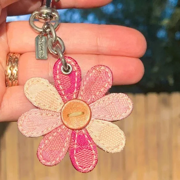 Vintage Coach y2k Signature Daisy Denim Flower Bag Charm - Picture 2 of 6